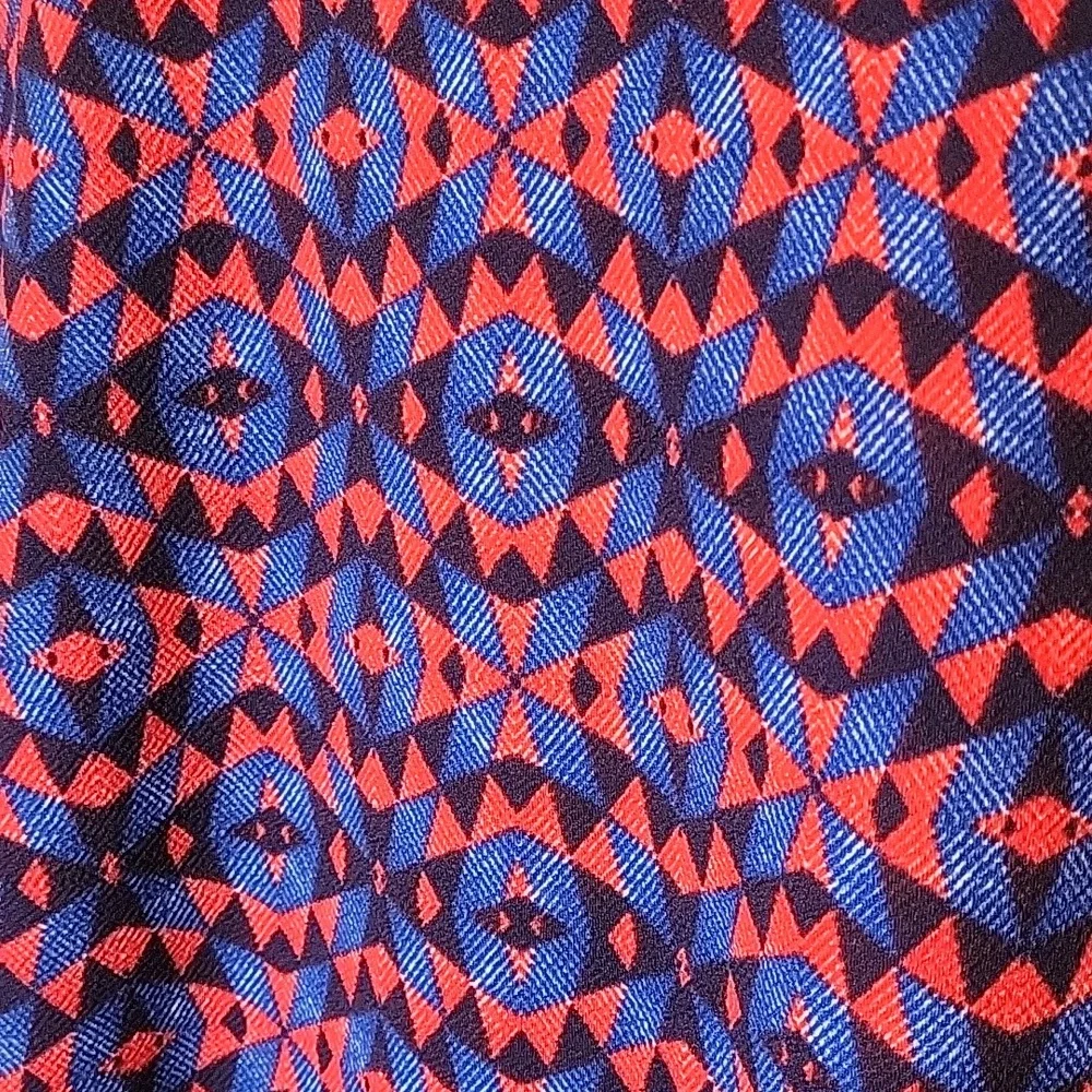 LuLaRoe Cassie Skirt XL Red Blue Black Triangle